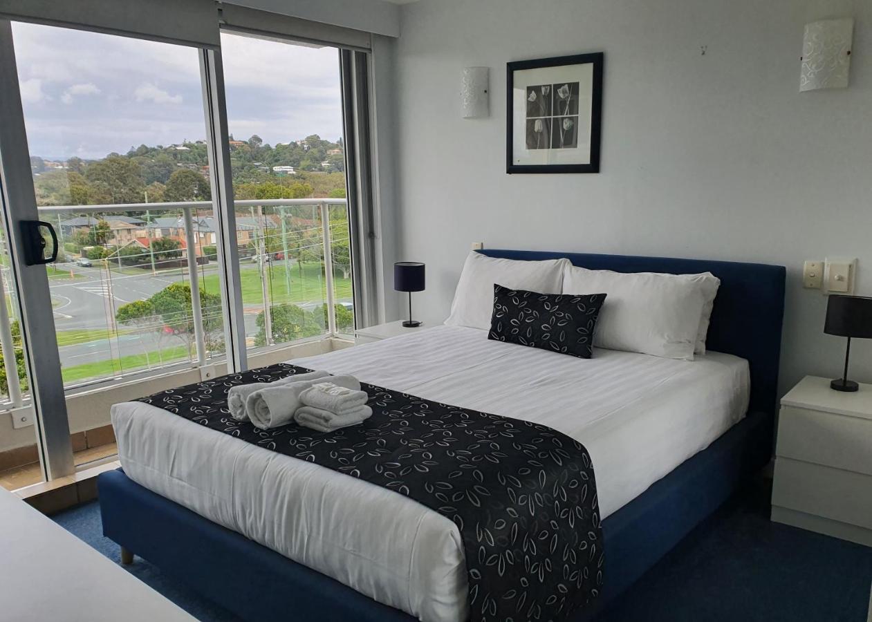 Pacific Surf Absolute Beachfront Apartments Gold Coast Exterior foto